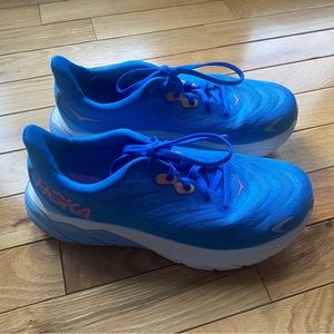 HOKA ARAHI 6 SNEAKERS 7.5 WOMENS